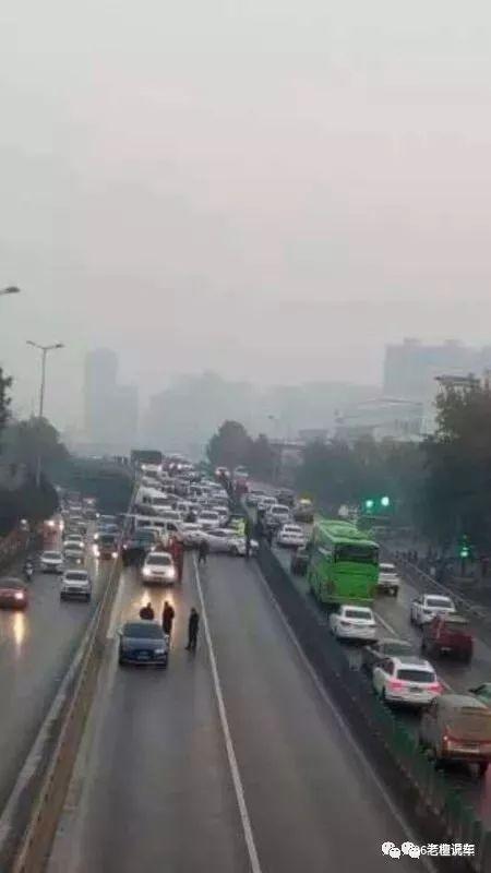 西安西二环爆料事件最新,惊现神秘事件，真相即将揭晓！